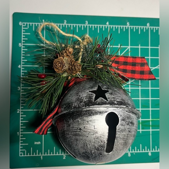 Jumbo Metal Silver Jingle Bell Christmas Ornament w Greenery Berries Pine Cones - Picture 7 of 7